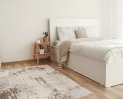 Osłona grzejnika z funkcją półki: projekt, przepływ ciepła i montaż krok po kroku