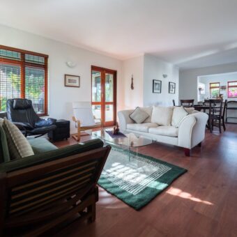 Wymiana parapetu wewnętrznego w bloku: materiały, pomiary i montaż krok po kroku