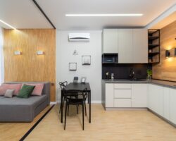 Podest z szufladami w kawalerce: projekt, nośność i montaż krok po kroku